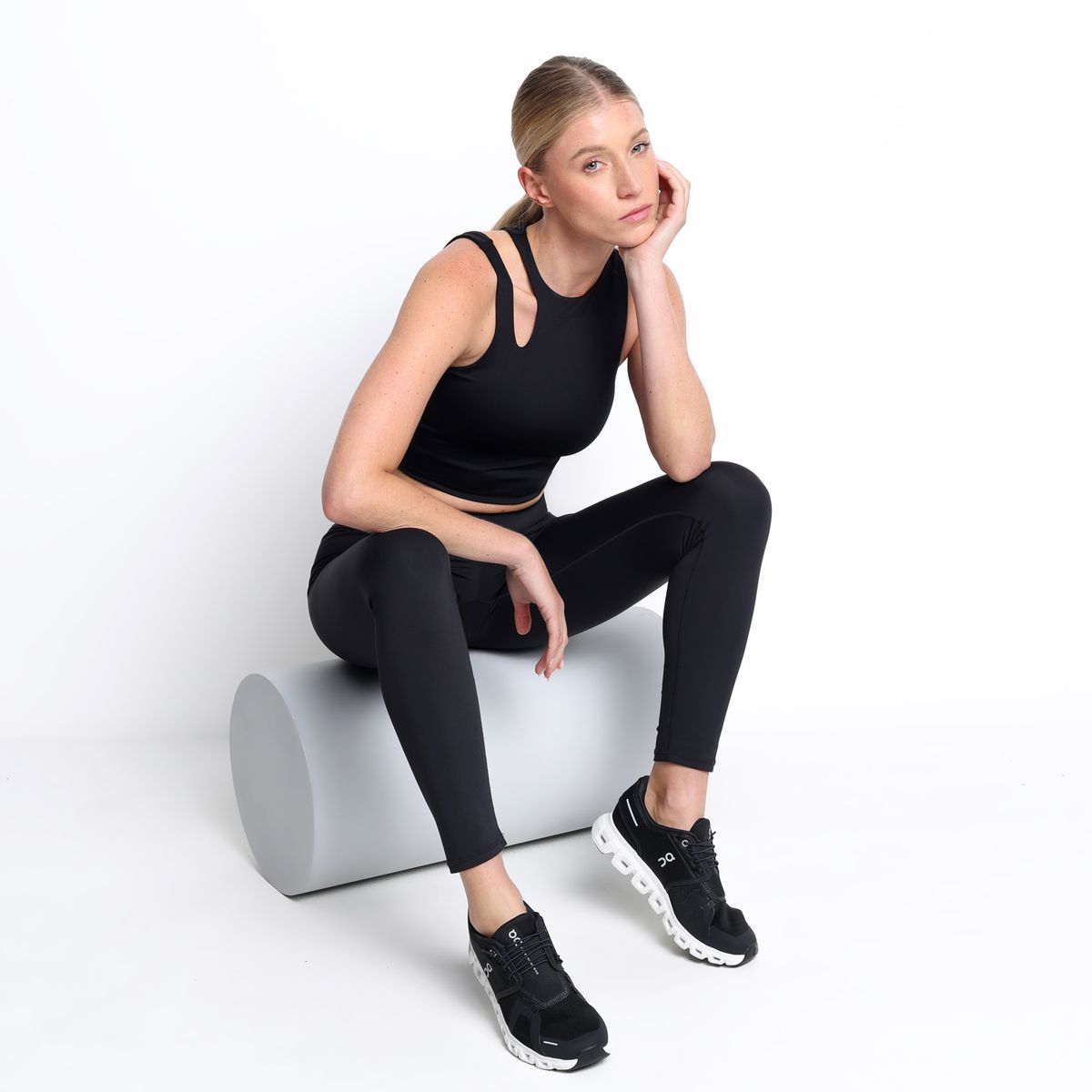 ON RUNNING - Tenis On running Moda Cloud 6 Mujer 