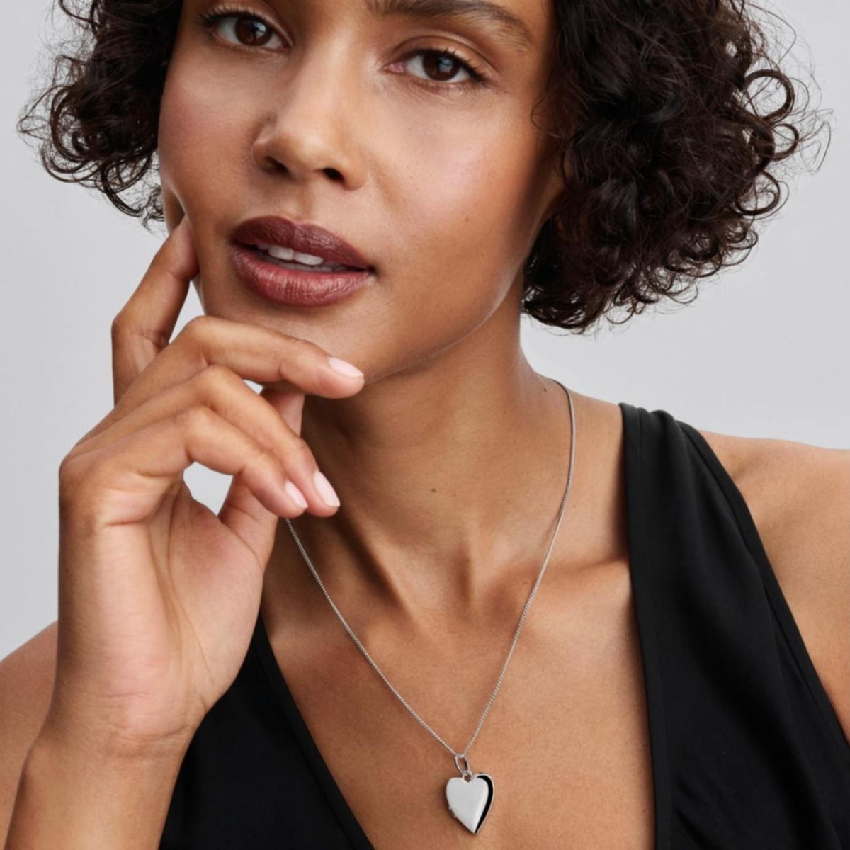 PANDORA - Colgante Placa Grabable Corazón Que Se Puede Abrir Pandora Plata Esterlina