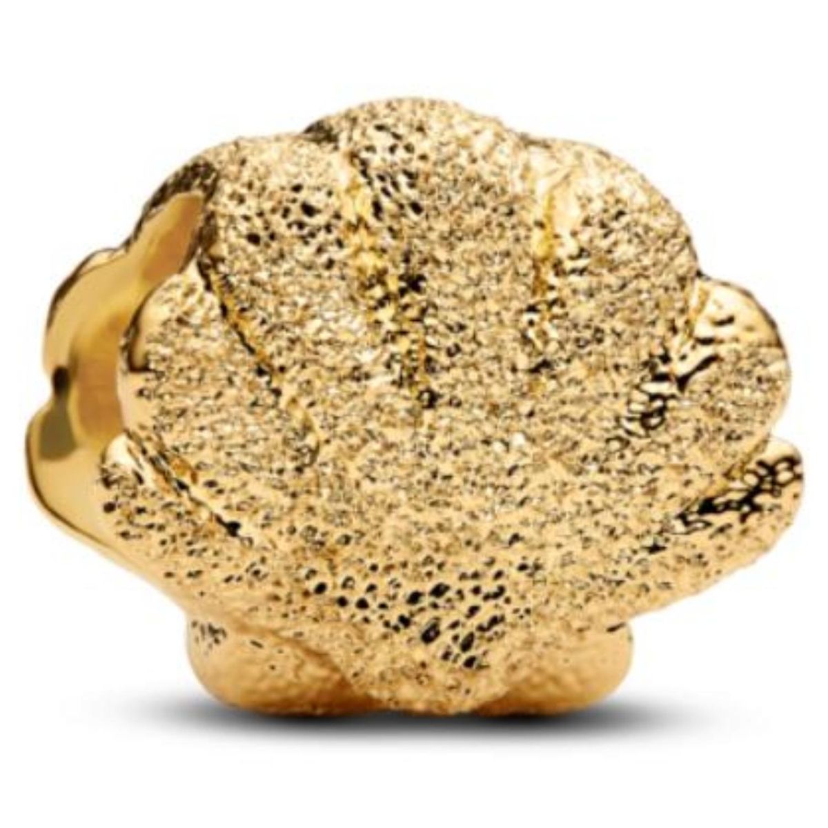 PANDORA - Mini Charm Concha Con Textura Recubrimiento en Oro 14K