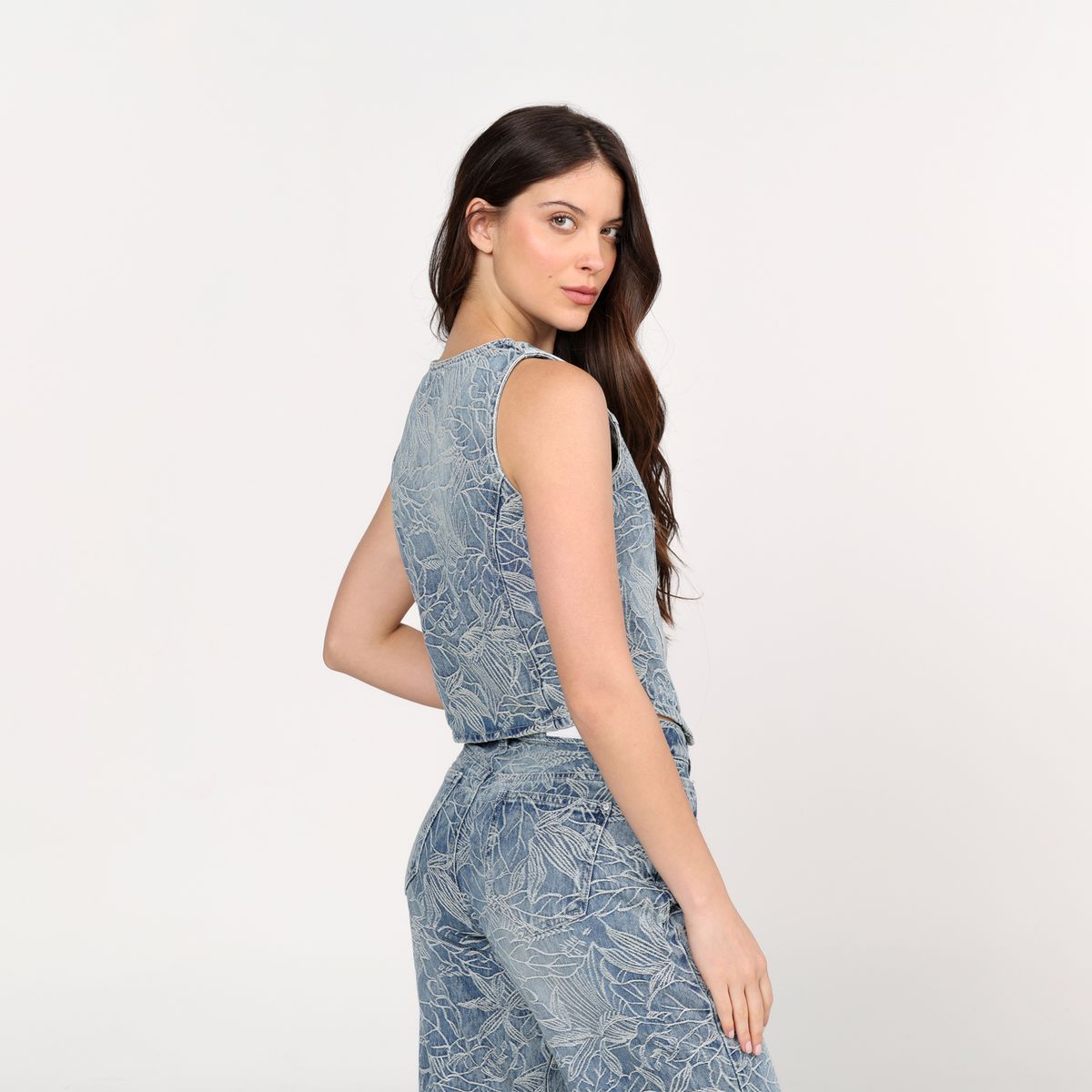 BASEMENT - Chaleco Mujer con Bordado Slim de Algodón Basement