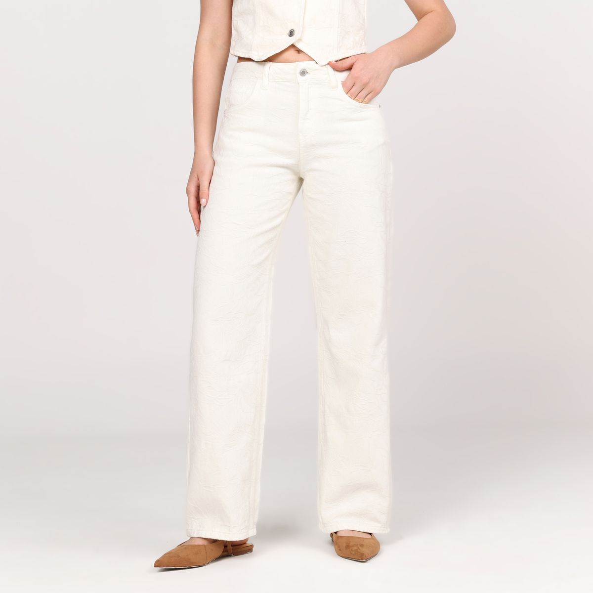 BASEMENT - Jean Recto Mujer Tiro alto Basement