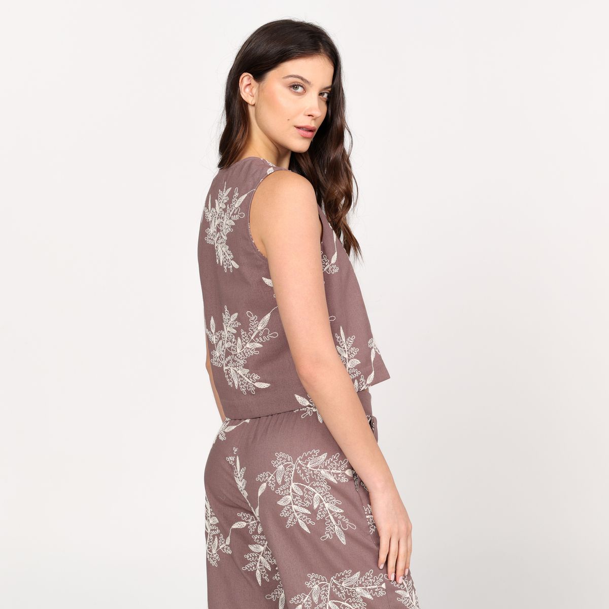 BASEMENT - Top Mujer Sin mangas Basement 