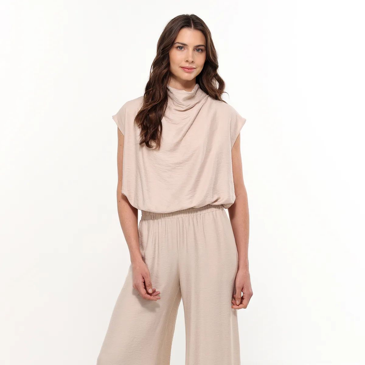 BASEMENT - Blusa Mujer Liso con Bordado Manga corta Rayon Basement