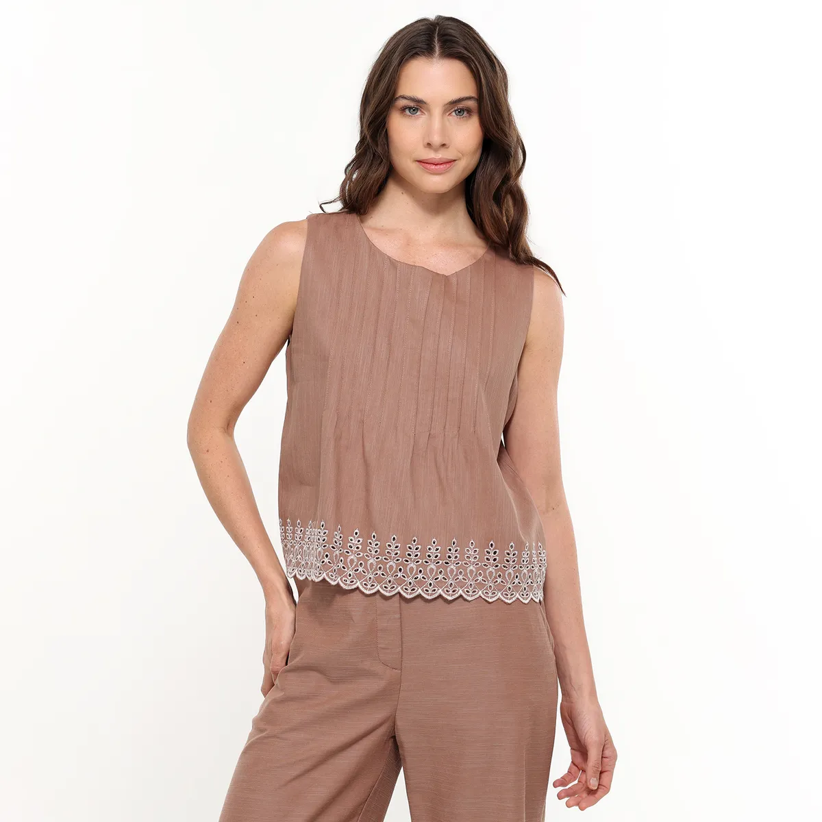 BASEMENT - Blusa Mujer con Bordado Sin mangas Basement