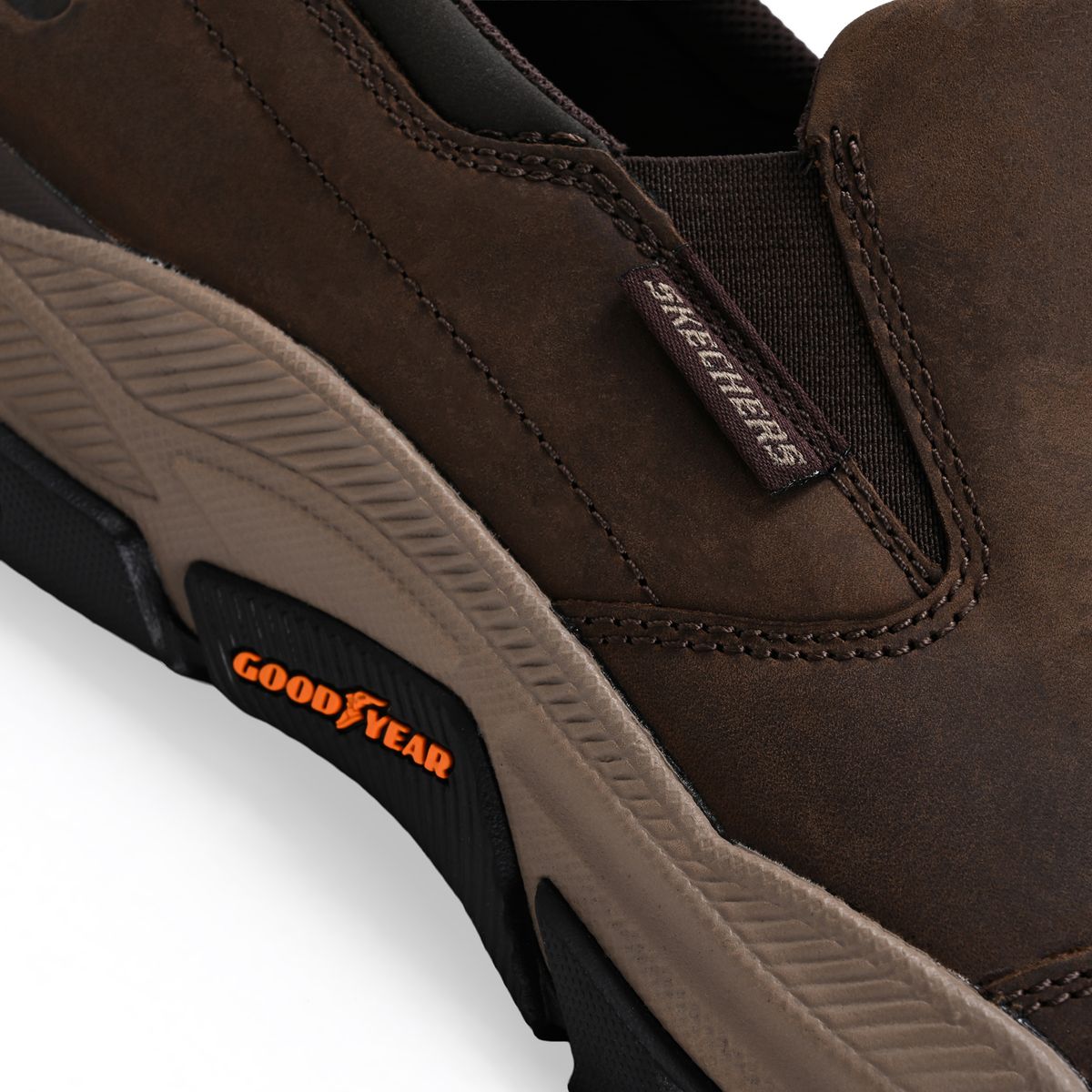 SKECHERS - Tenis Skechers Moda Respected Calum Hombre Cafés