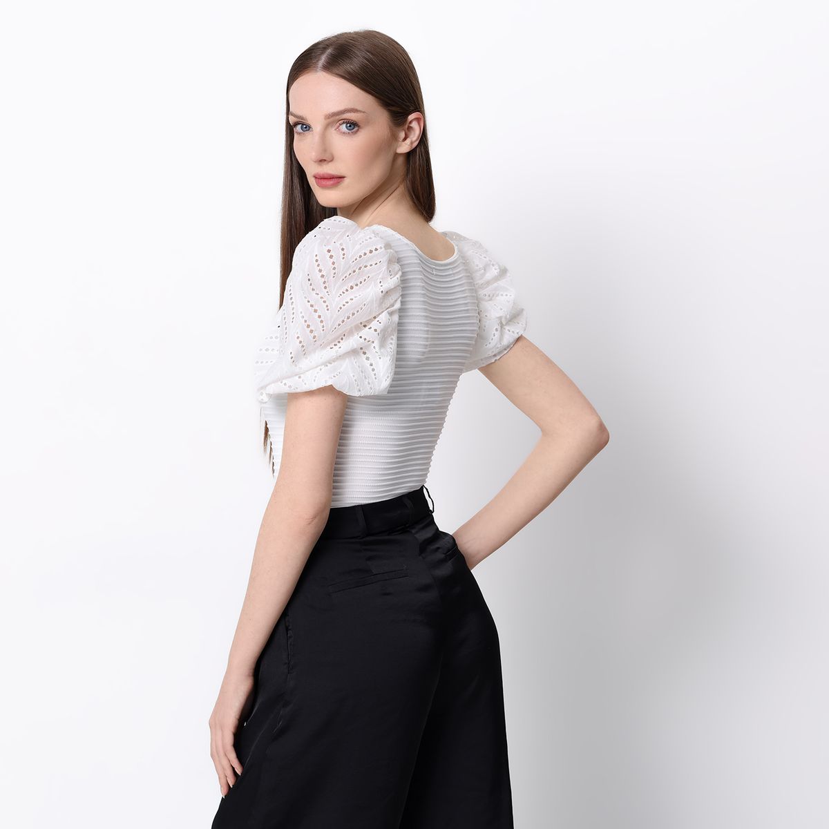 BASEMENT - Body Mujer Manga corta Basement