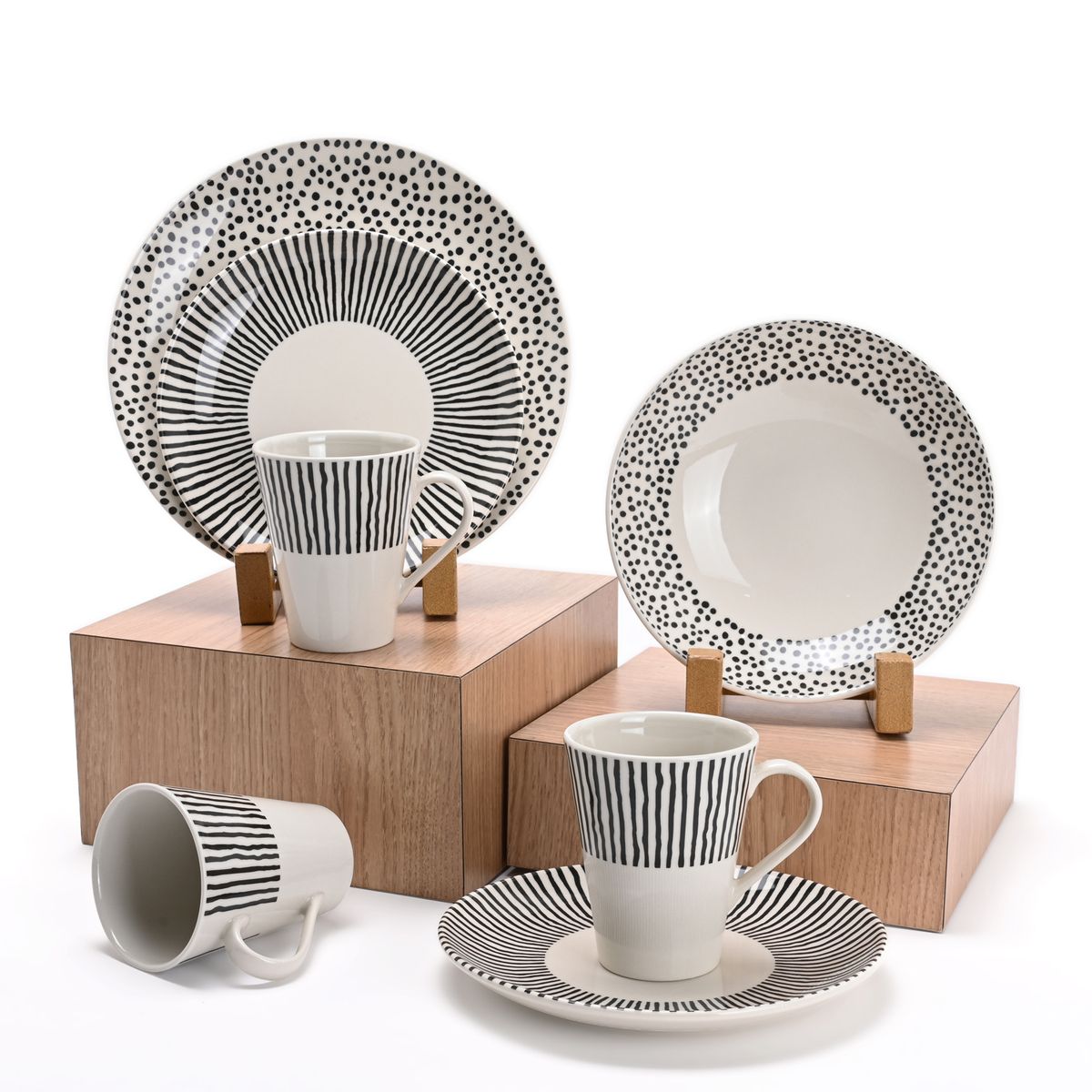 CORONA - Vajilla Corona: Porcelana Lunares y Rayas 4 puestos 16 piezas