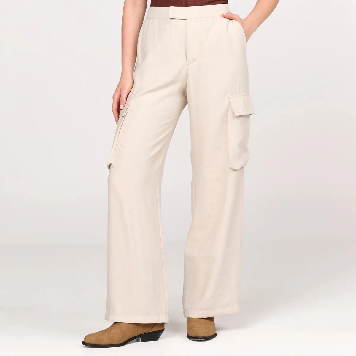 BASEMENT - Pantalon Recto Mujer Tiro alto Basement 