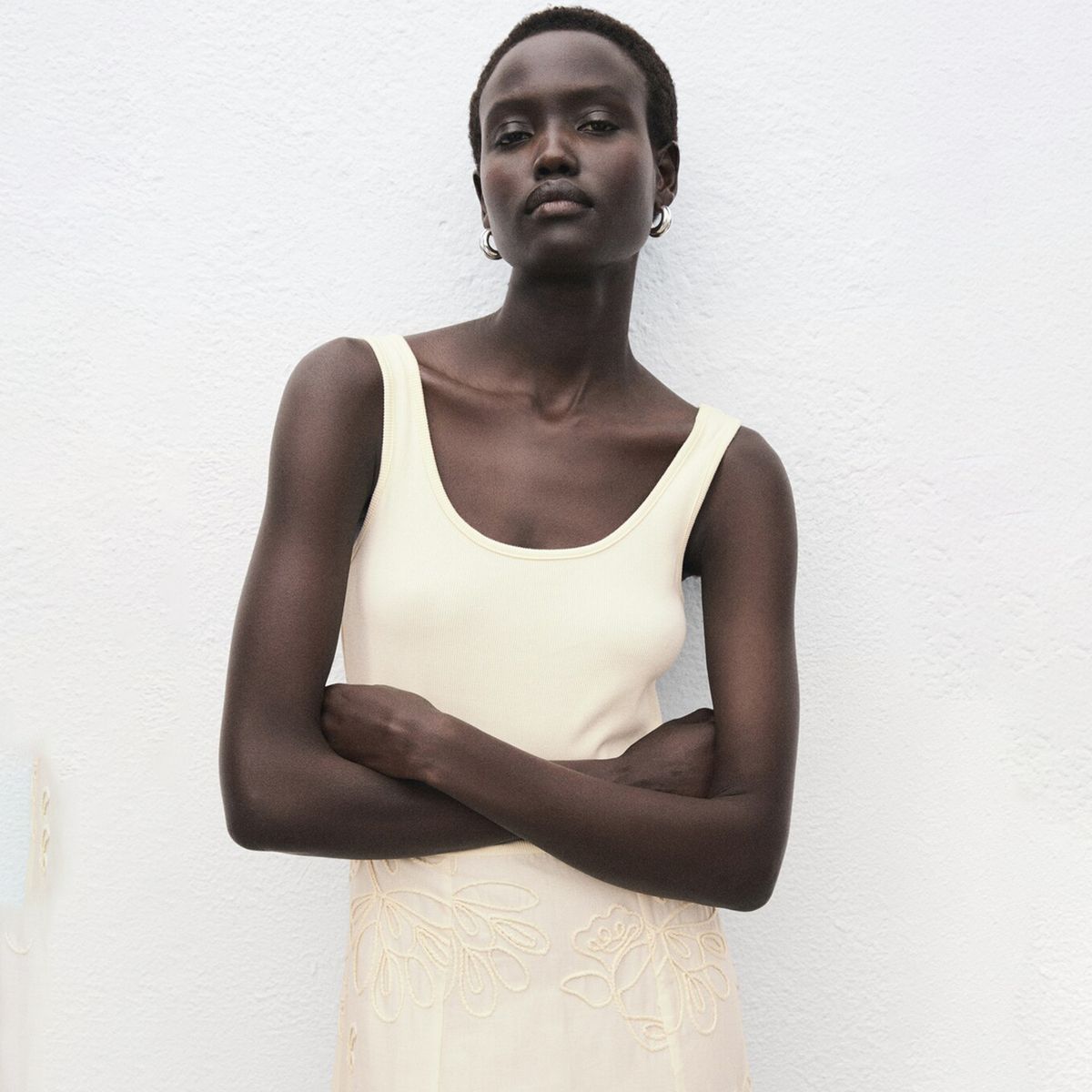 MANGO - Vestido Mujer Medio Casual con Bordado de Algodón Mango