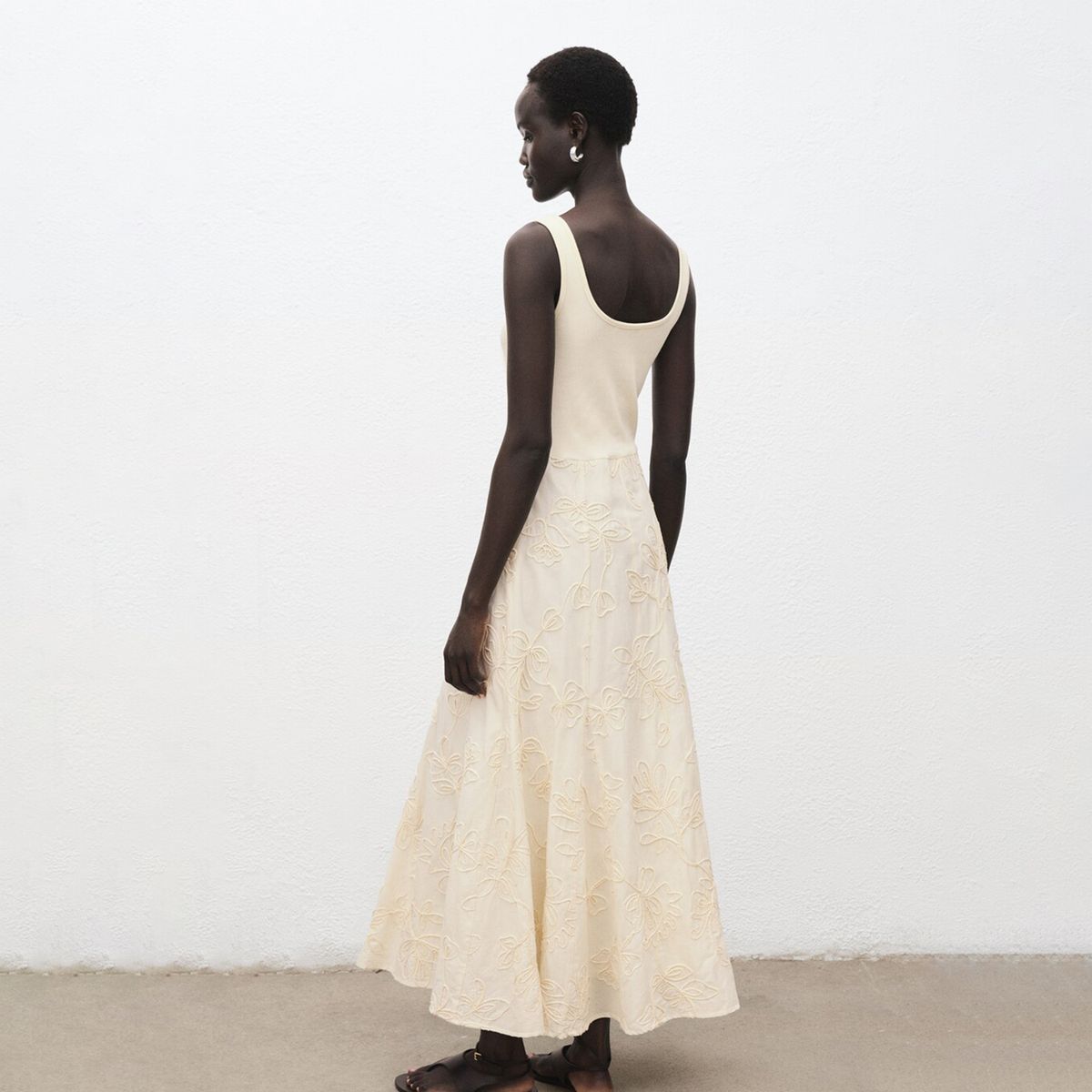 MANGO - Vestido Mujer Medio Casual con Bordado de Algodón Mango