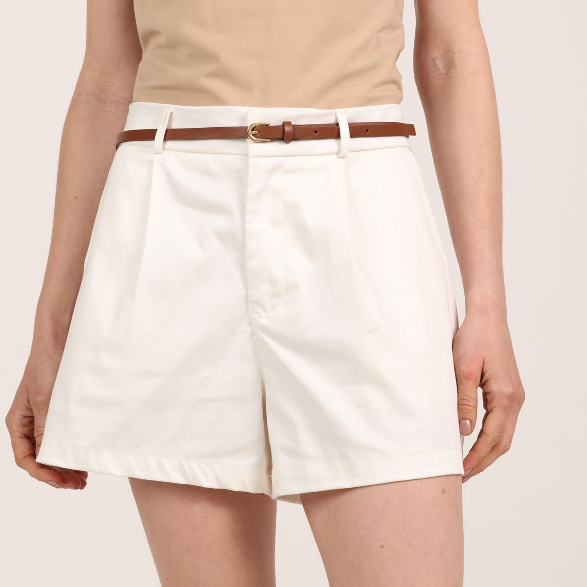 BASEMENT - Short Mujer Tiro alto Basement