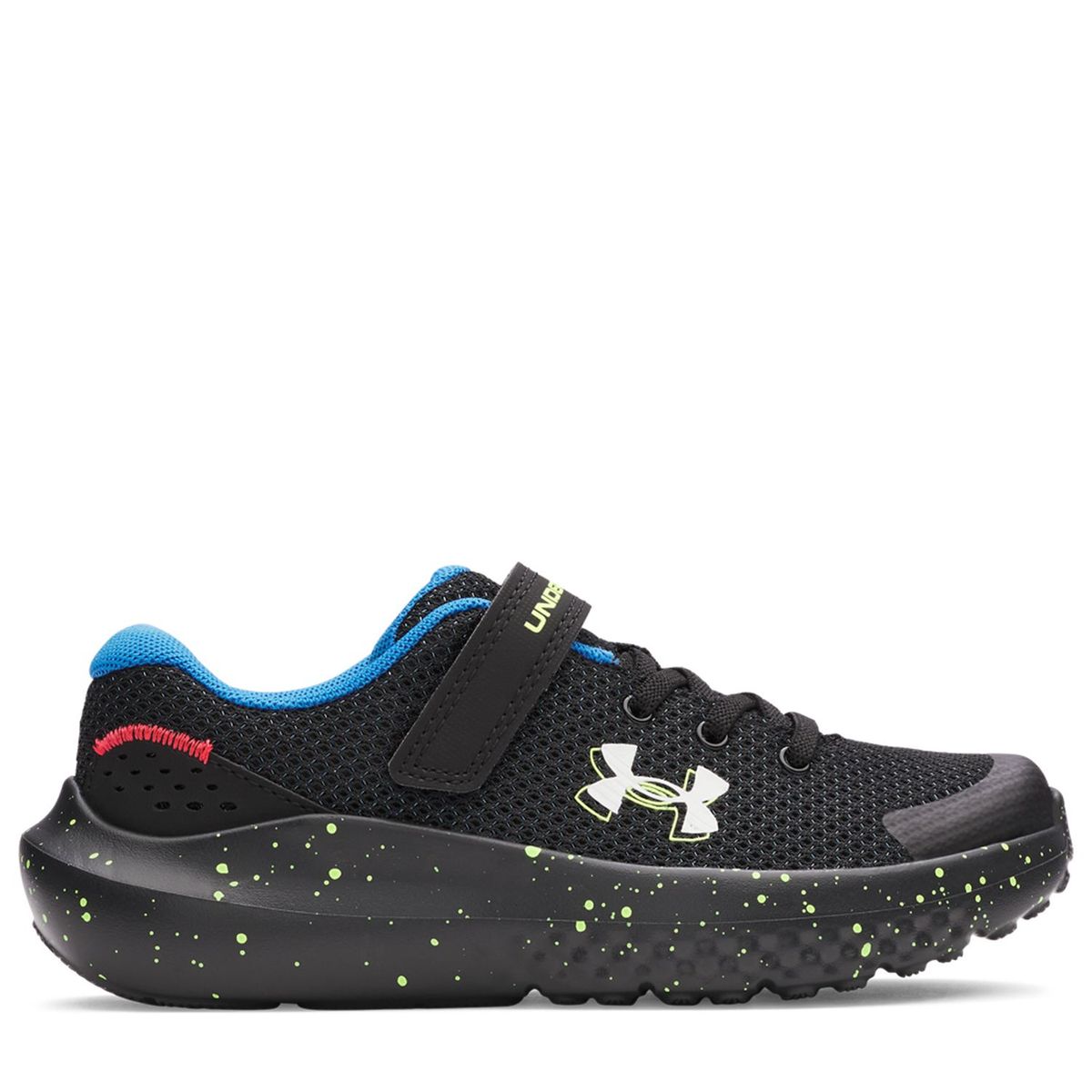 UNDER ARMOUR - Tenis Under Armour Surge 4 AC Niño con Velcro Negros 