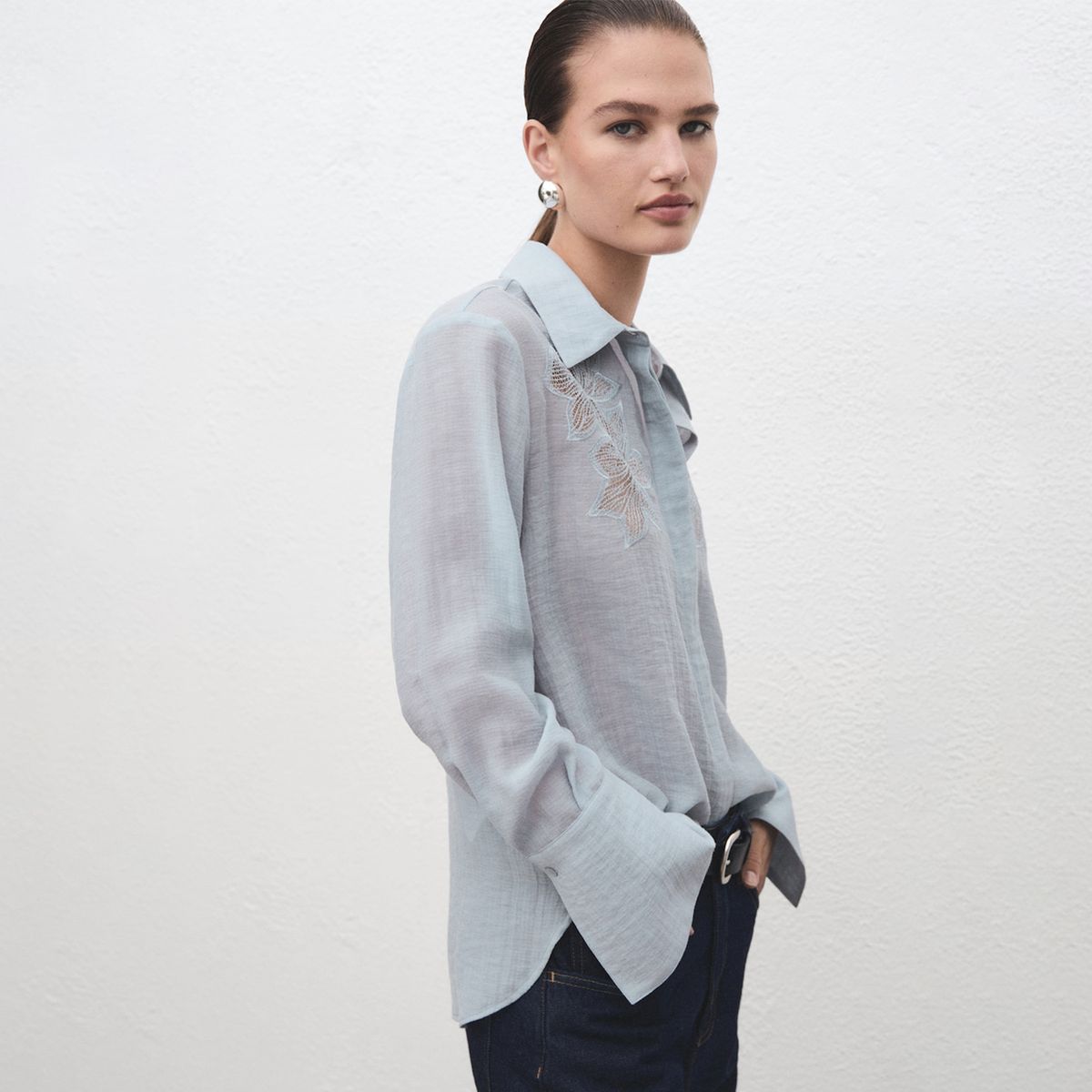 MANGO - Blusa Mujer con Bordado Manga larga Mango