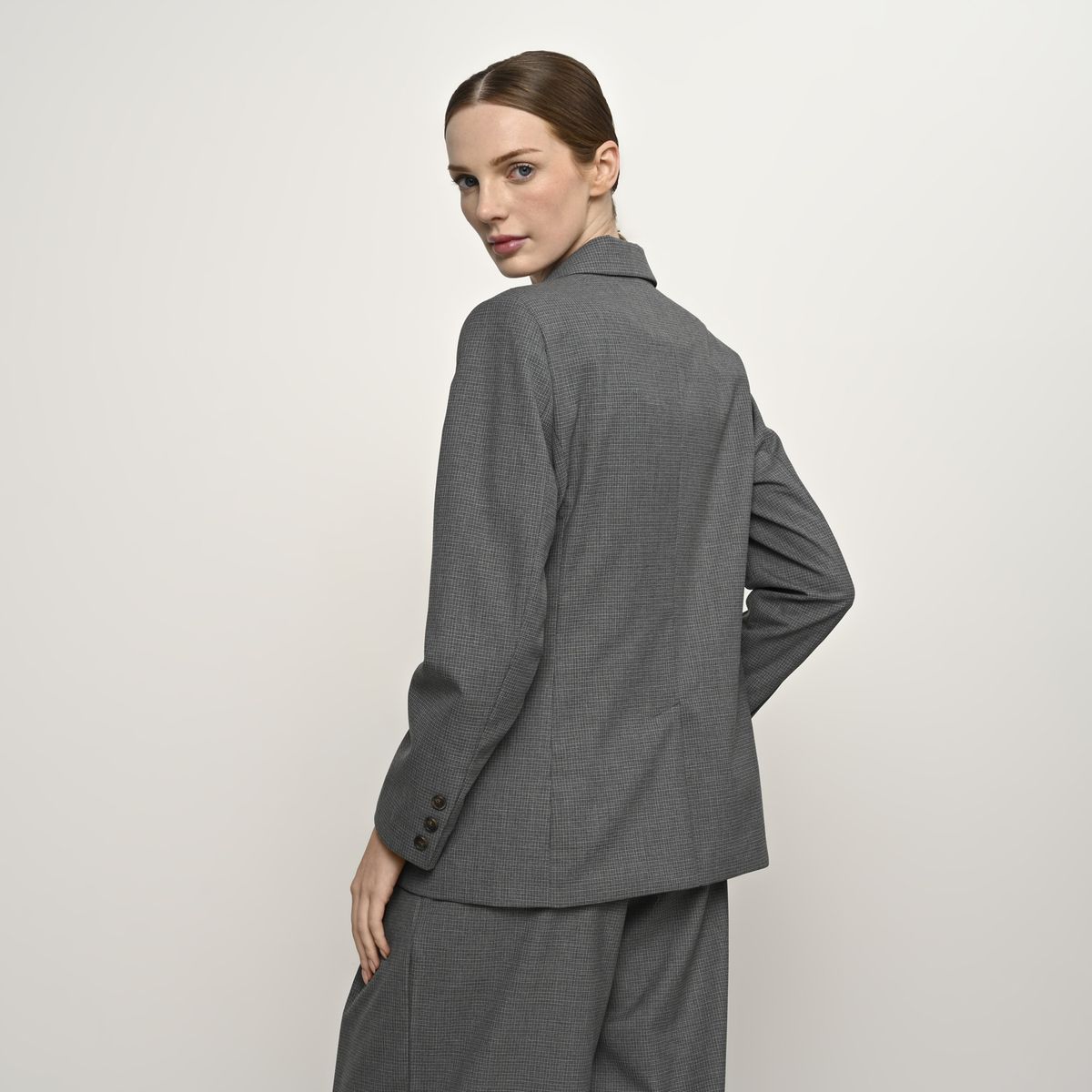 BASEMENT - Blazer Mujer Basement