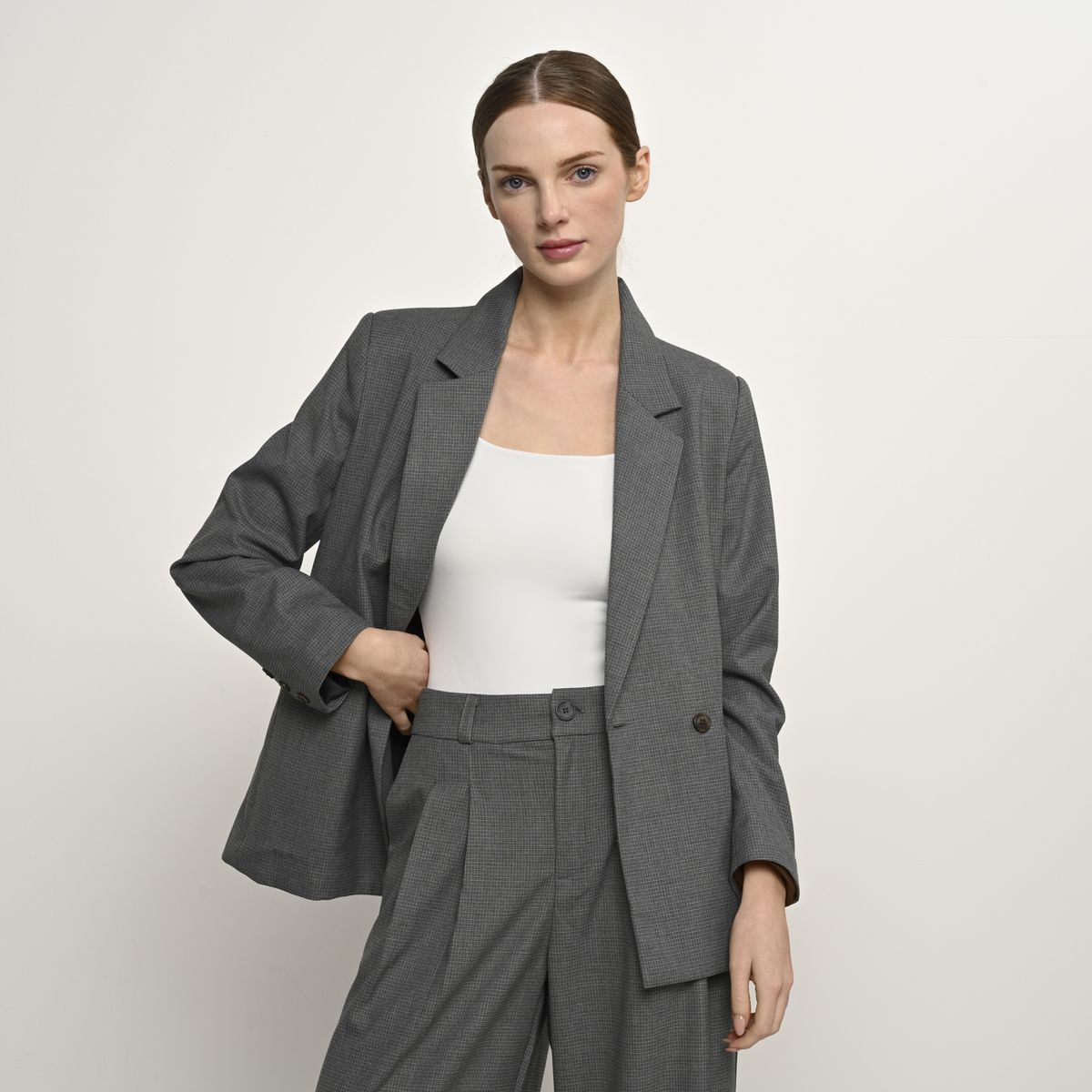 BASEMENT - Blazer Mujer Basement
