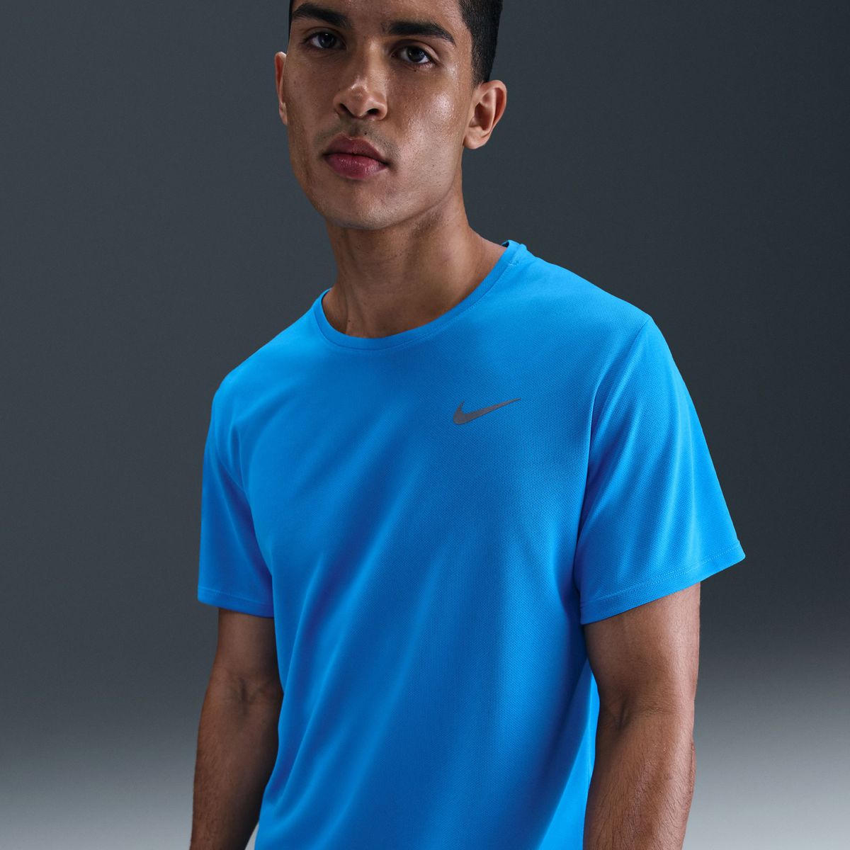 NIKE - Camiseta Deportiva Running Hombre Nike