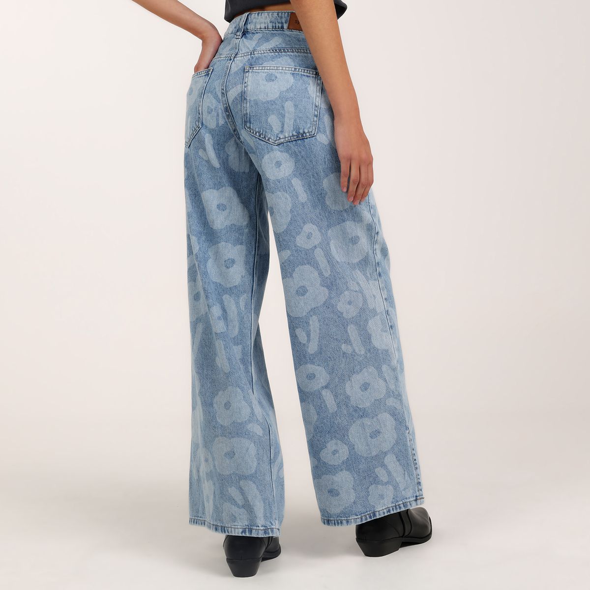 SYBILLA - Jean Wide leg Mujer Tiro bajo con Flores Sybilla 