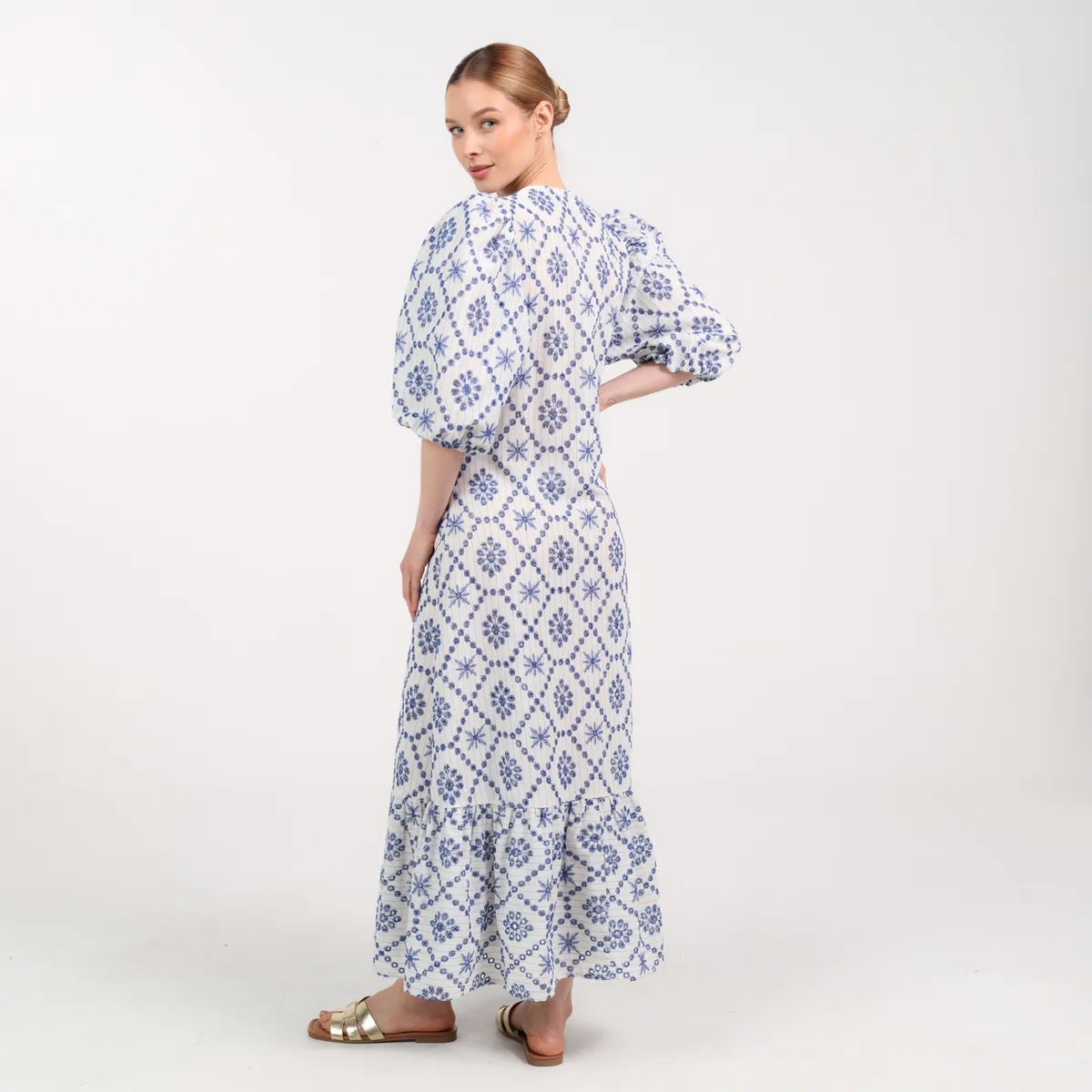 BASEMENT - Vestido Mujer Largo Casual con Ojalillo Basement