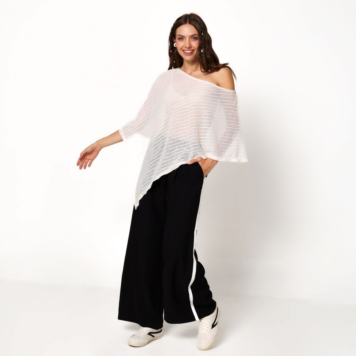 ARIA VEGA X FALABELLA - Blusa Mujer Con transparencia Sin mangas Aria Vega X Falabella  