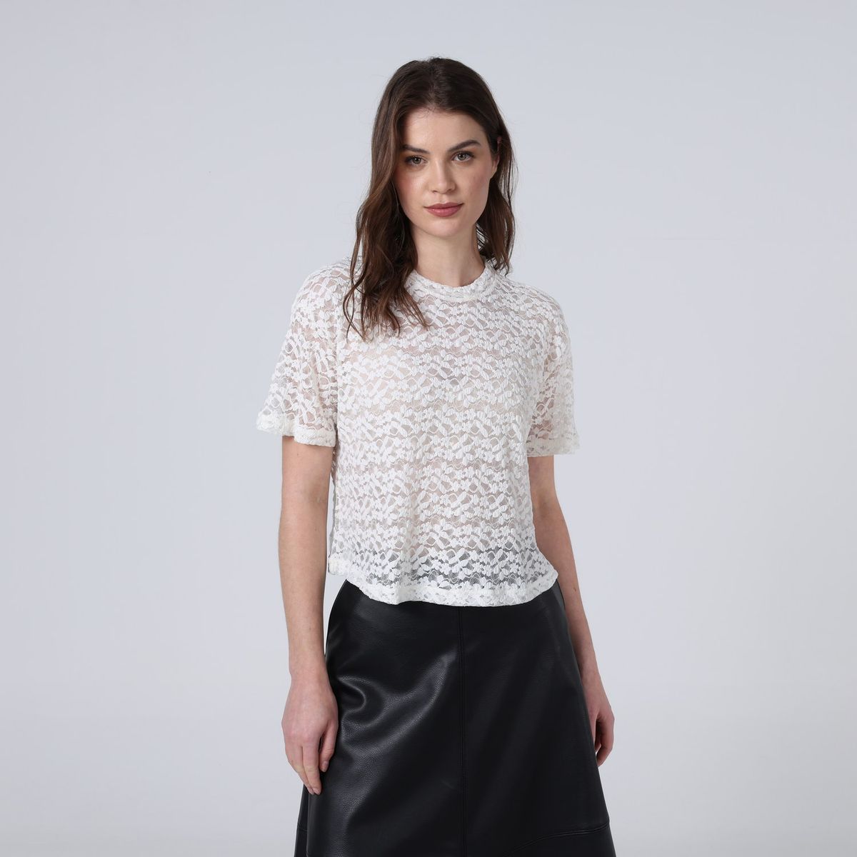 BASEMENT - Blusa Mujer con Encaje Manga corta Basement