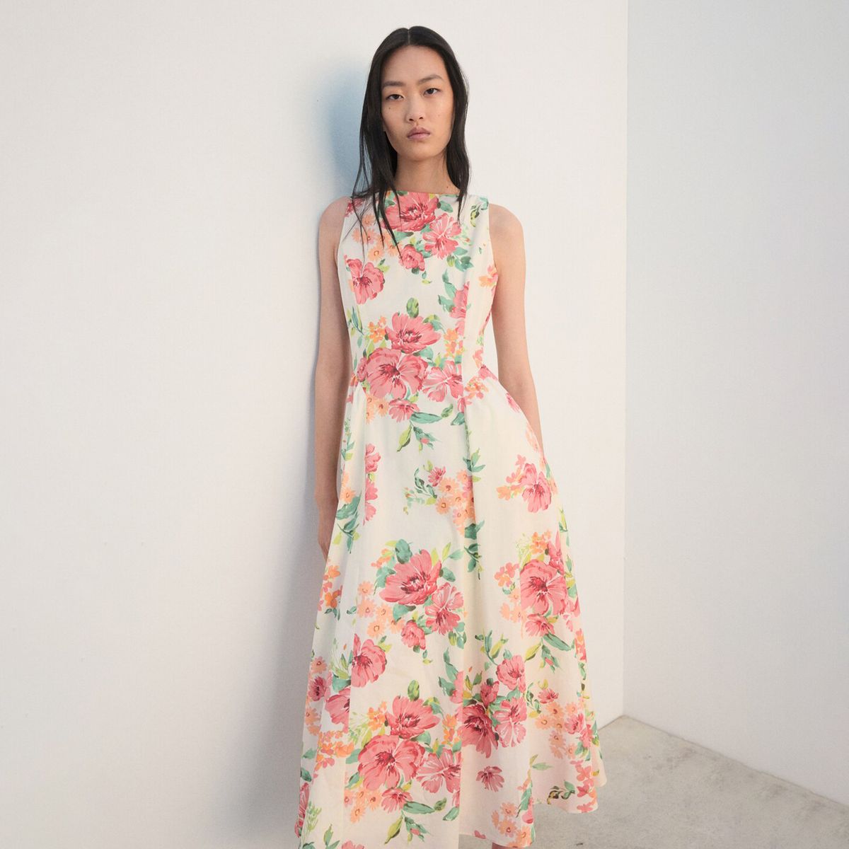 MANGO - Vestido Mujer Medio Casual con Flores Mango