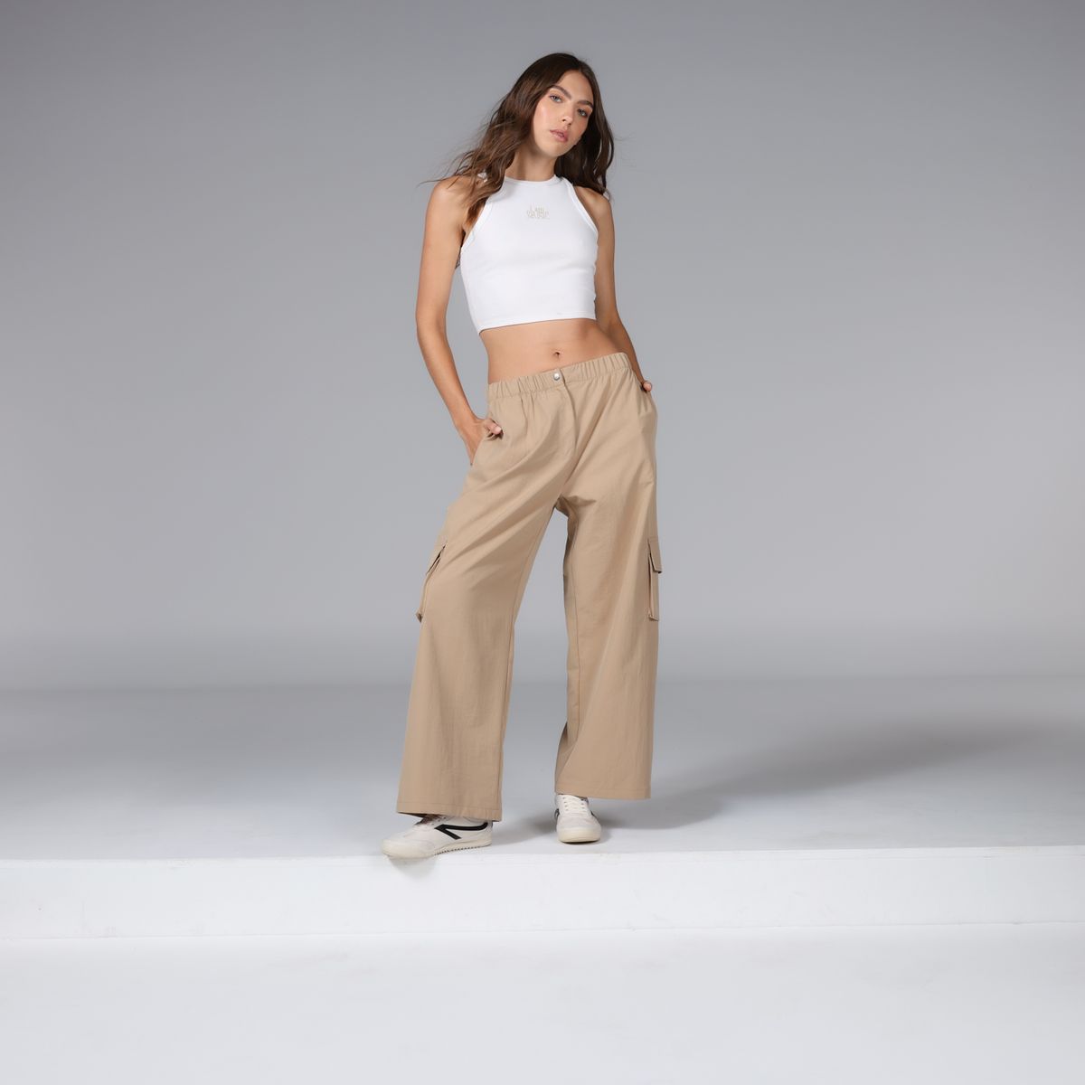 SYBILLA - Pantalón Relax Mujer Tiro medio Sybilla