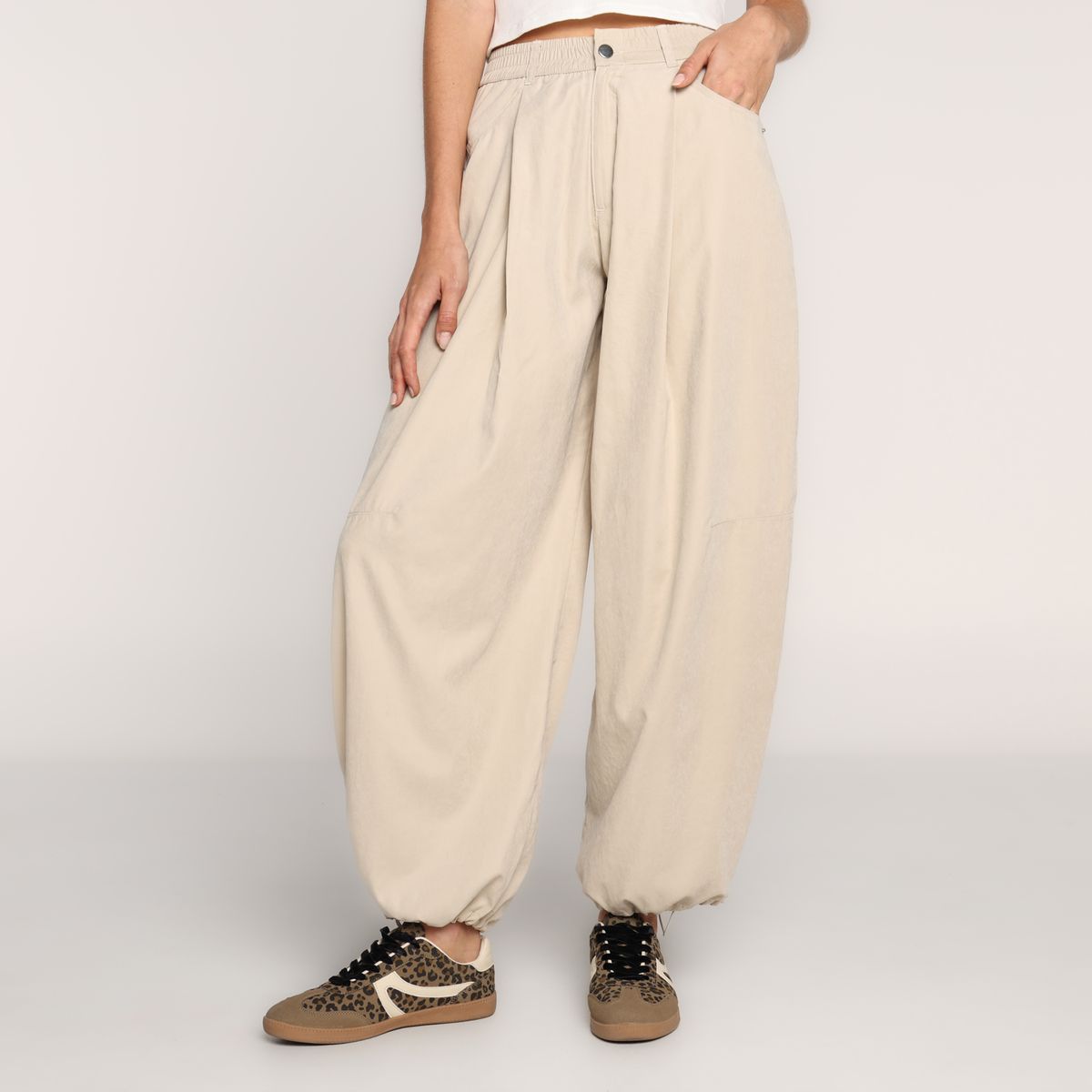 SYBILLA - Pantalón Relax Mujer Tiro medio Sybilla
