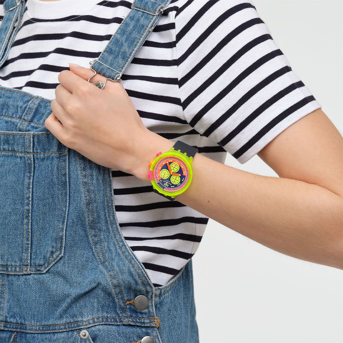 SWATCH - Reloj Swatch Unisex Neon To The Max. Relojes Plástico Negro SB06J100
