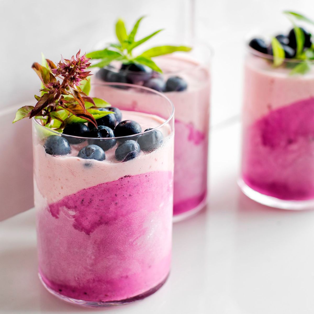 CRATE & BARREL - Vaso alto Edge de Vidrio  15 oz