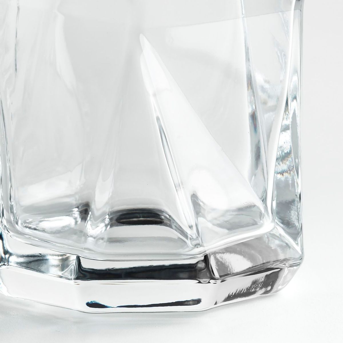 CRATE & BARREL - Vaso alto Gem de Vidrio  16 oz