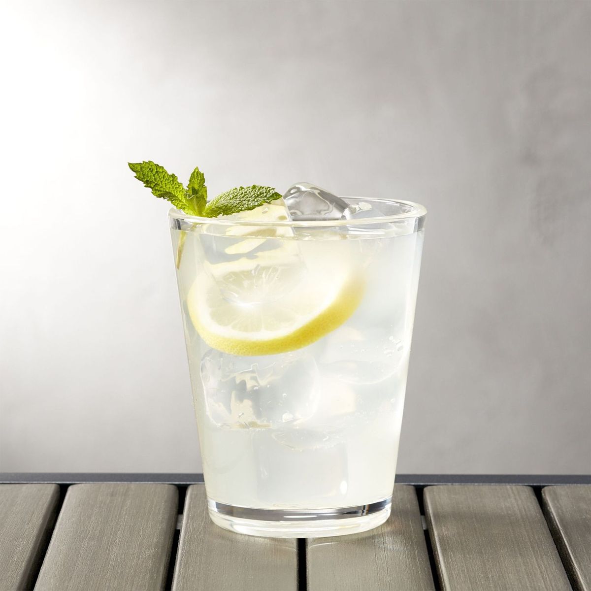 CRATE & BARREL - Vaso de Acrílico Pop de 444ml Transparente