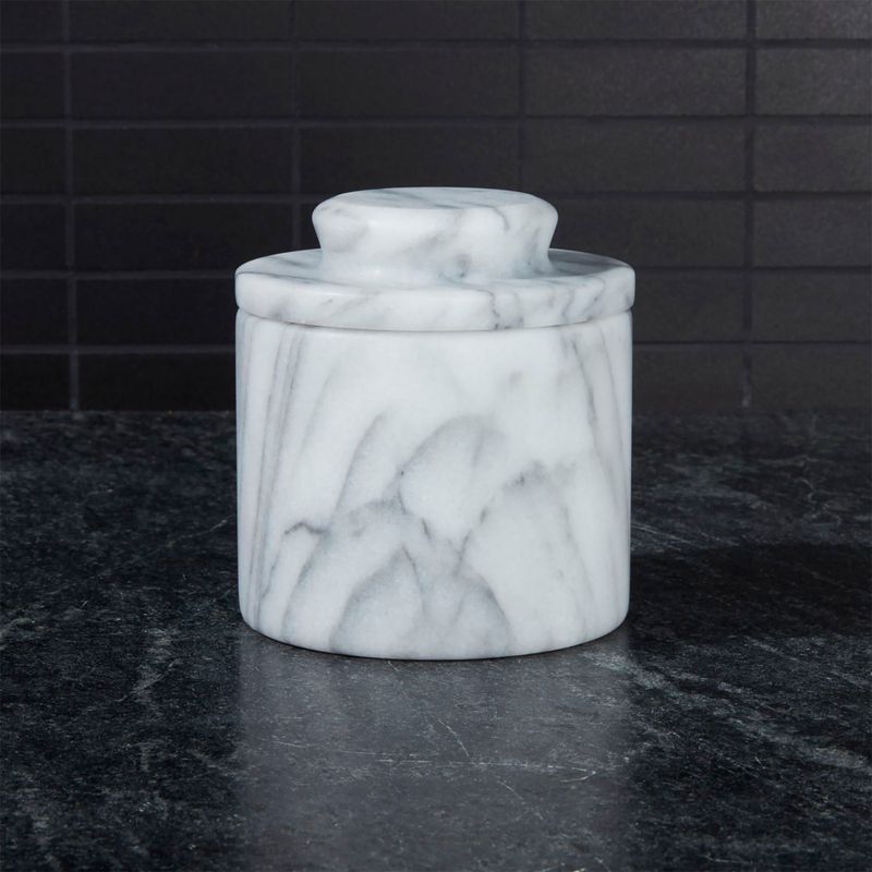 CRATE & BARREL - Mantequillero Franch Kitchen Mármol 
