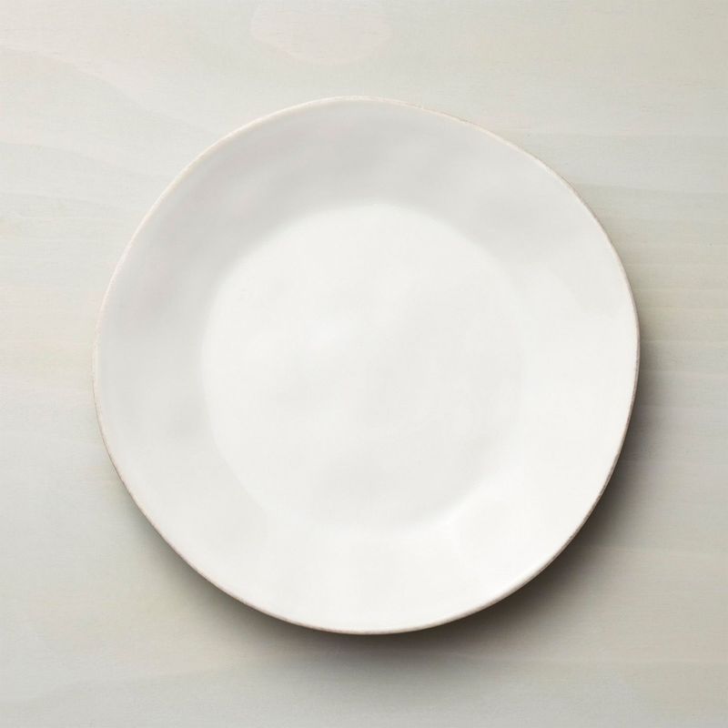 CRATE & BARREL - Plato principal Marin en Gres 27 cm x 4 cm