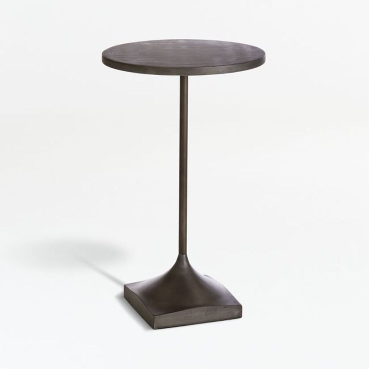 CRATE & BARREL - Mesa auxiliar Prost