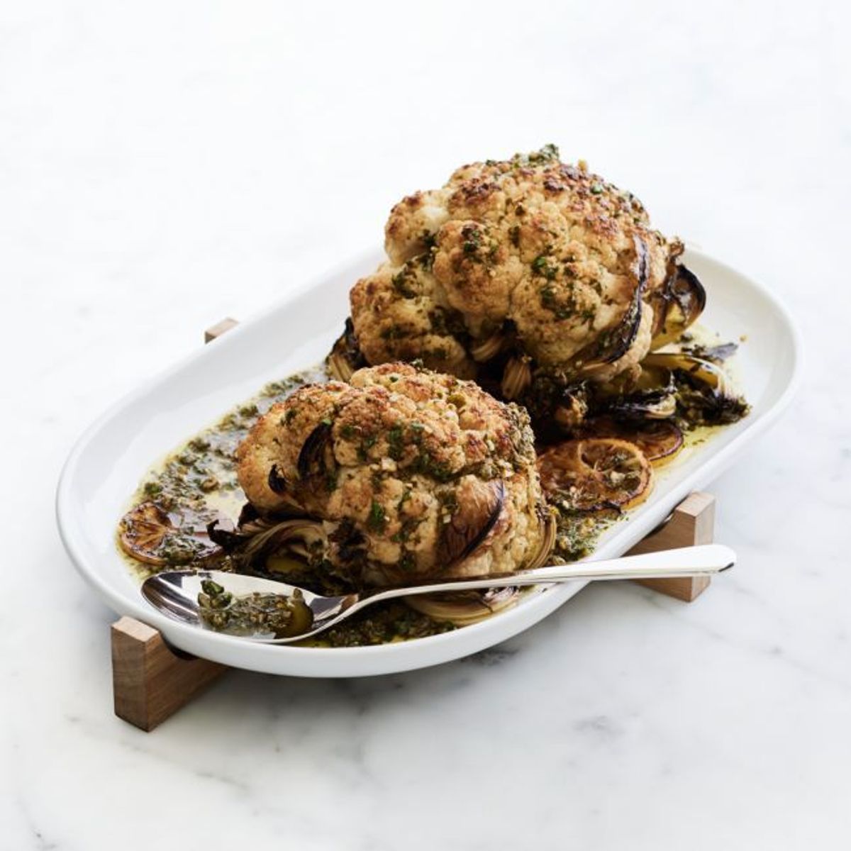 CRATE & BARREL - Refractaria para hornear Oven-to-Table en Cerámica 28 cm x 44 cm