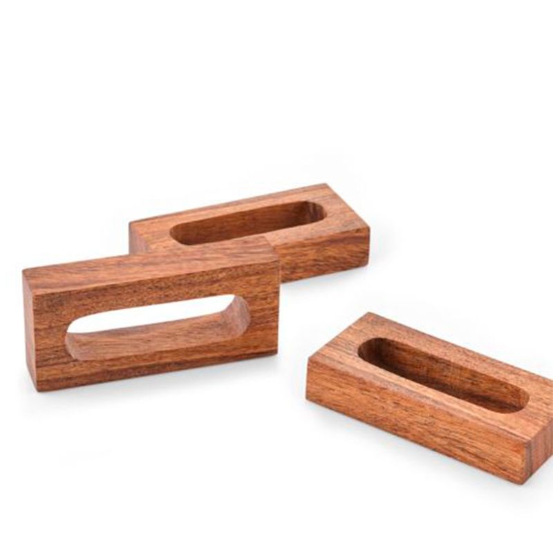 CRATE & BARREL - Aro de servilleta Acacia en Madera 8 cm x 4 cm