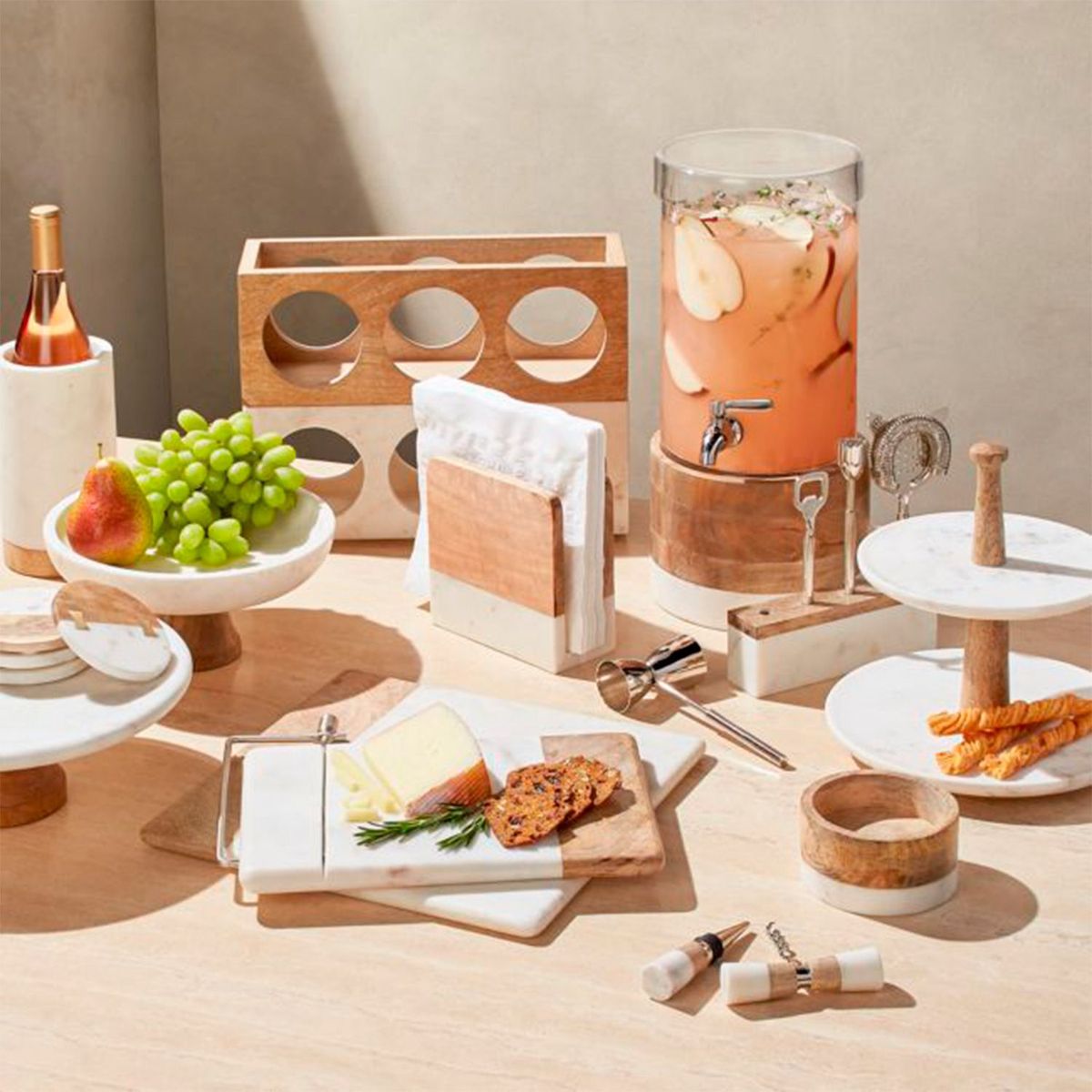 CRATE & BARREL - Servilletero Madera y Mármol 16 x 7 cm