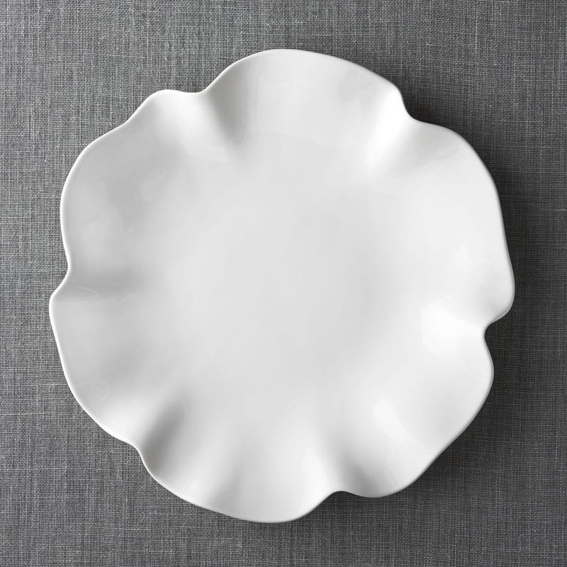 CRATE & BARREL - Bandeja Ruffle en Loza 41 cm