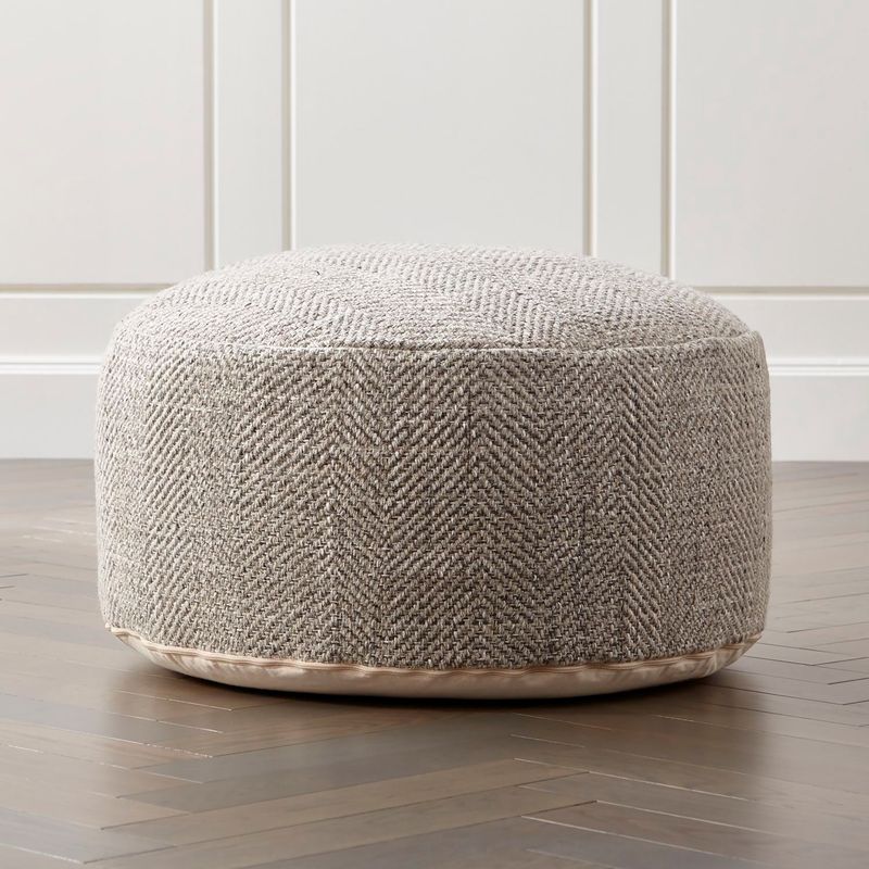 CRATE & BARREL - Puff Fergus