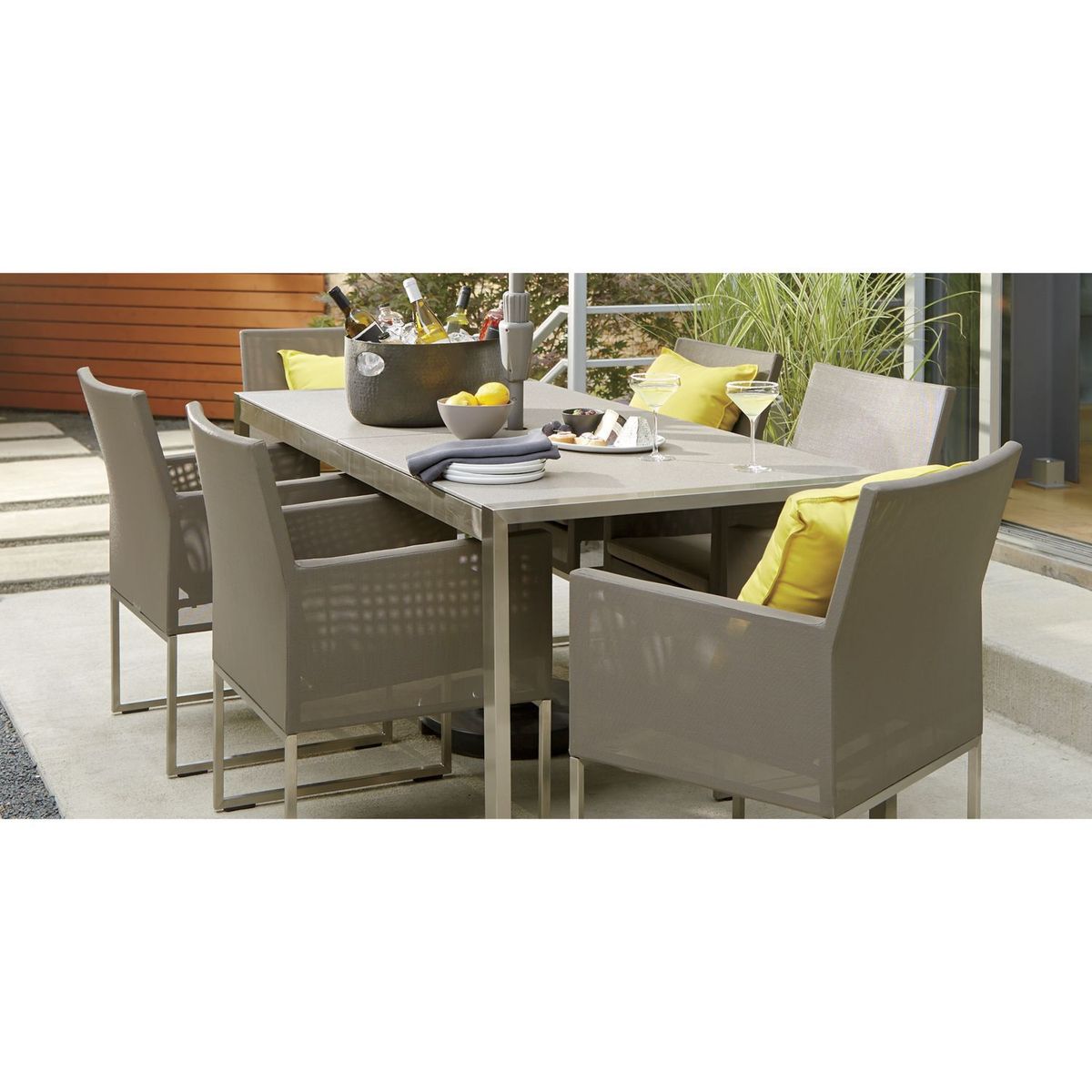 CRATE & BARREL - Silla de Comedor Dune para Exterior
