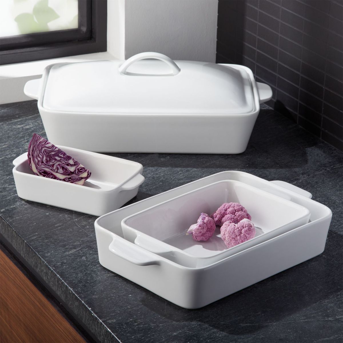 CRATE & BARREL - Refractaria para hornear Potluck en Gres 27 cm x 43 cm