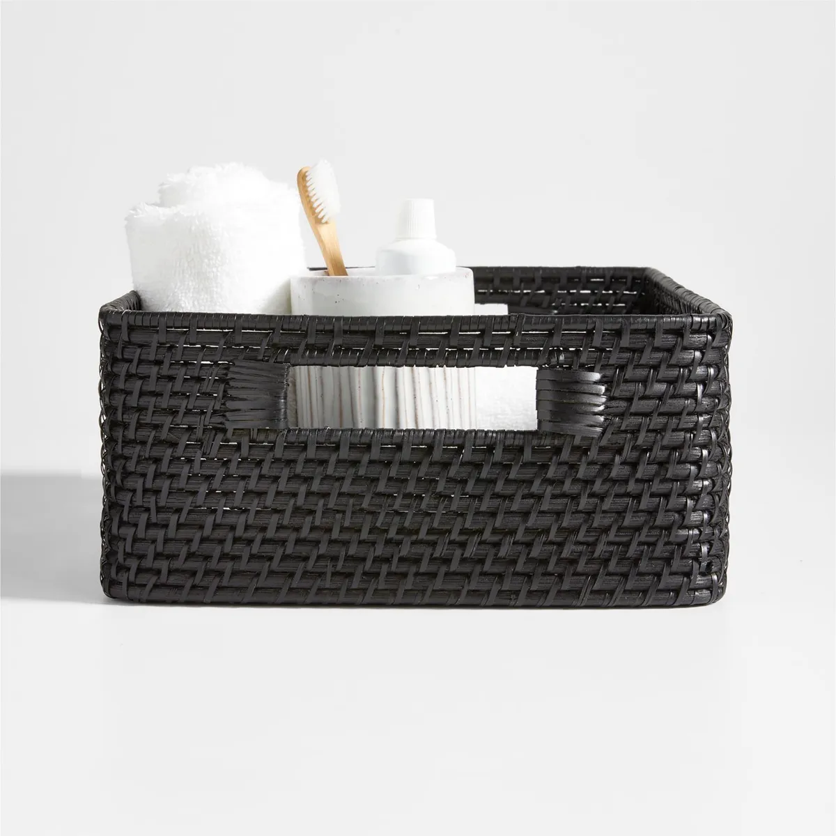 CRATE & BARREL - Canasto Tote Sedona Bajo Negro 12 cm
