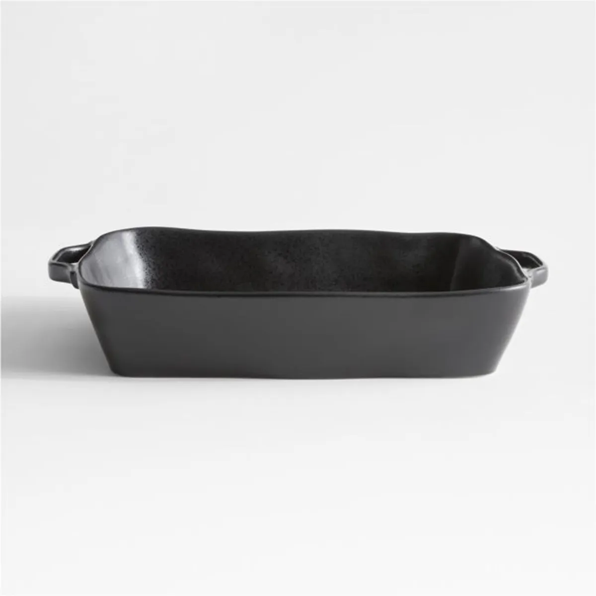 CRATE & BARREL - Refractaria Marin  Gres 27 x 41 cm