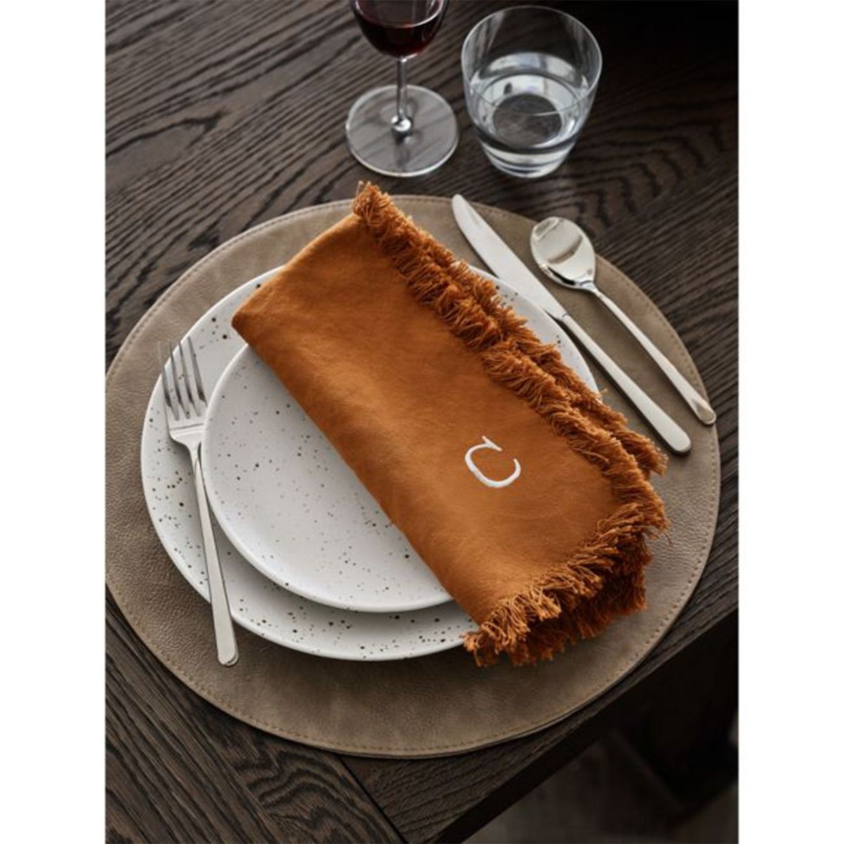 CRATE & BARREL - Plato de entrada Craft en Gres 22 cm x 4 cm