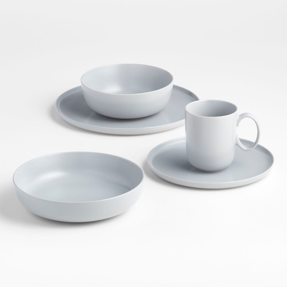 CRATE & BARREL - Plato de entrada Wren en Gres 22 cm x 2 cm