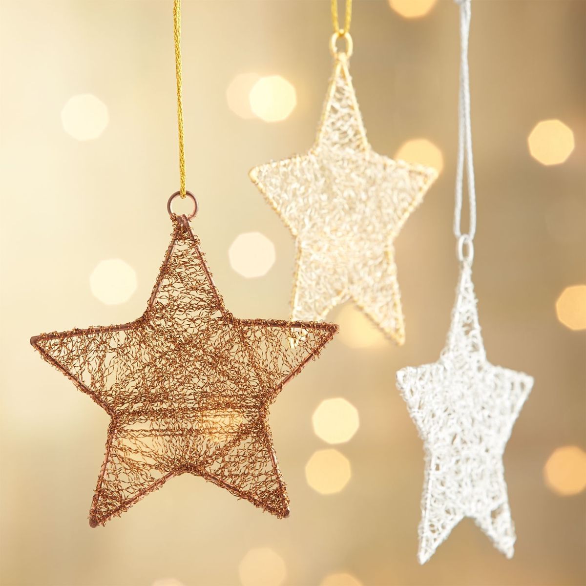 CRATE & BARREL - Adorno para árbol Tinsel Star en Metal 9 cm x 10 cm
