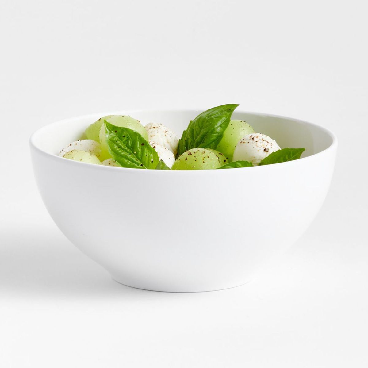 CRATE & BARREL - Bowl Aspen Blanco en Melamina 16 cm 