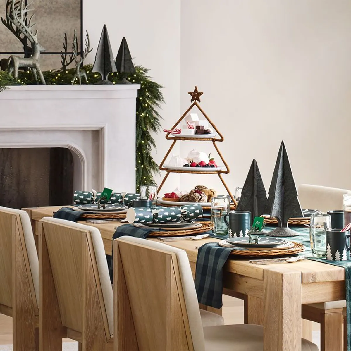 CRATE & BARREL - Plato principal Green Trees