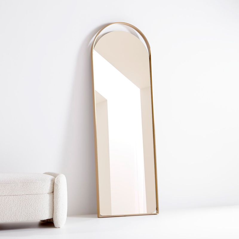 CRATE & BARREL - Espejo de Piso Aosta con Borde Dorado 64 x 193 cm