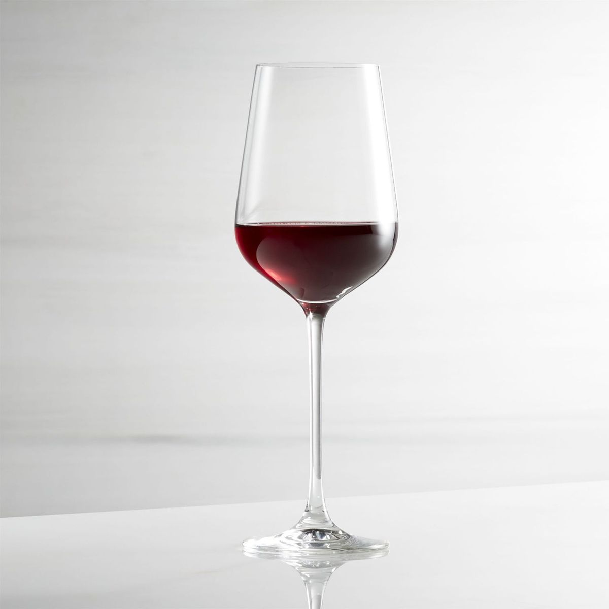 CRATE & BARREL - Copa de vino Hip de Vidrio  19 oz